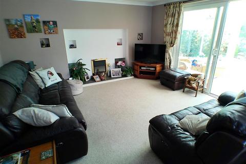 4 bedroom detached house for sale, Fairfield Street, Bingham, Nottingham