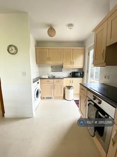 2 bedroom flat to rent, St. Andrews Close, Canterbury, CT1