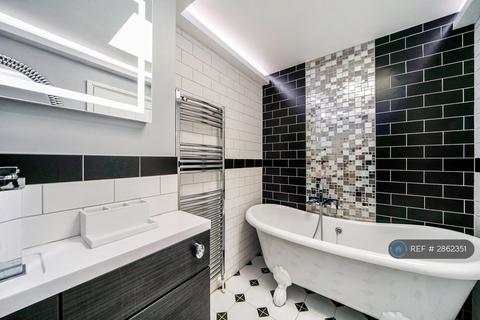 undefined, St Stephen's Rd, Cheltenham, GL51
