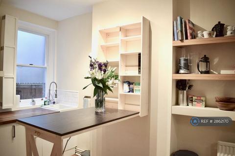 1 bedroom flat to rent, Fitzalan Street, London, SE11