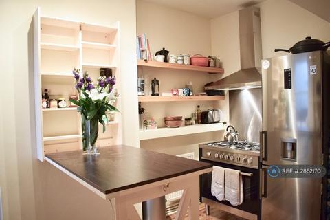 1 bedroom flat to rent, Fitzalan Street, London, SE11