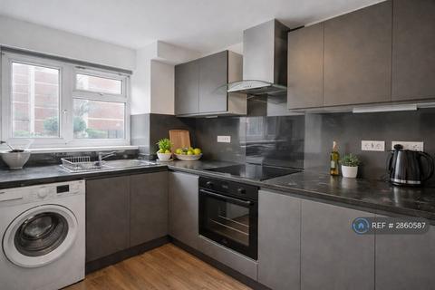 3 bedroom flat to rent, Tomson House, London, SE1