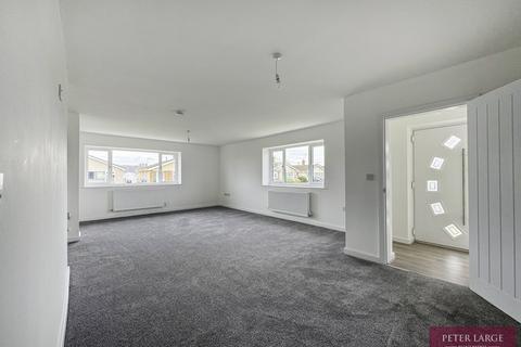 3 bedroom detached bungalow for sale, 10 Rees Avenue, Rhyl, LL18 3SE