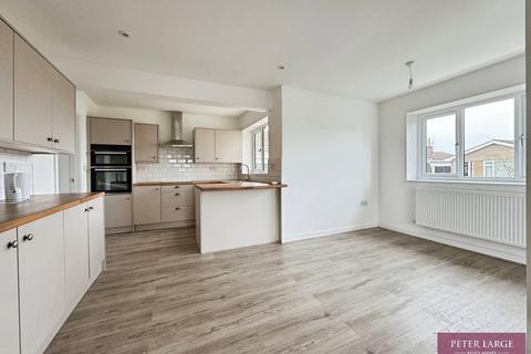 3 bedroom detached bungalow for sale, 10 Rees Avenue, Rhyl, LL18 3SE