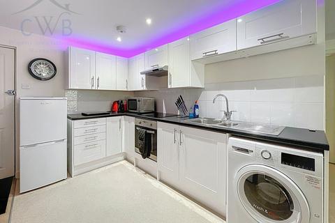 2 bedroom flat for sale, High Street, Red Lion House, ME6