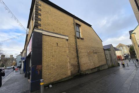 End of terrace house for sale, Pool Street, Caernarfon, Gwynedd, LL55