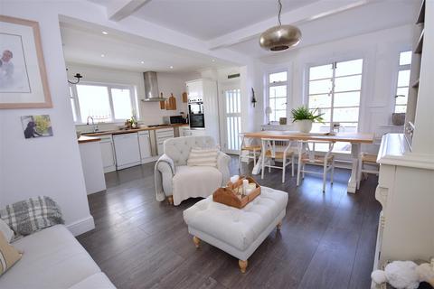 3 bedroom semi-detached house for sale, Sweetbrier Lane, Exeter EX1