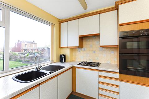 3 bedroom semi-detached house for sale, Brandy Carr Road, Kirkhamgate, Wakefield, West Yorkshire, WF2