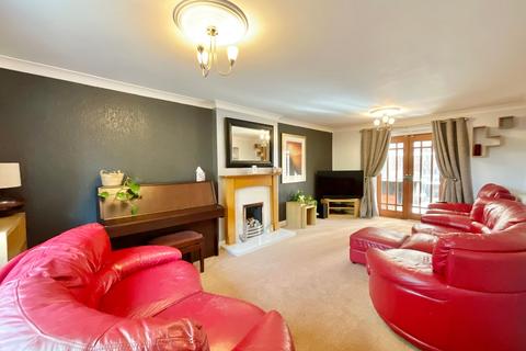 5 bedroom detached house for sale, Joules Drive, Stone, ST15