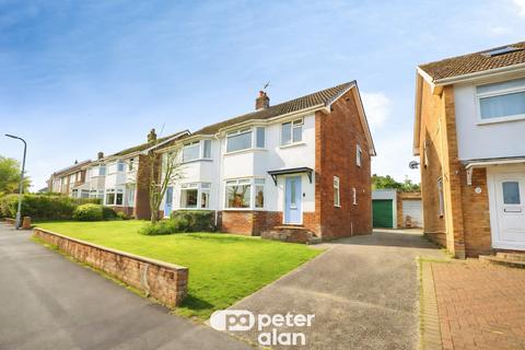 3 bedroom semi-detached house for sale, Huron Crescent, Cardiff