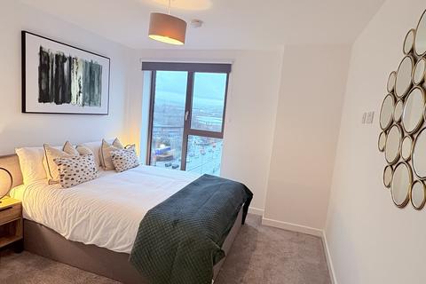 2 bedroom apartment to rent, New Baillie Street, Rochdale, OL16