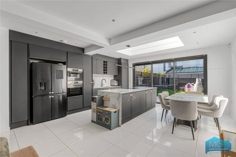 4 bedroom terraced house for sale, Cornwall Avenue, London, N3