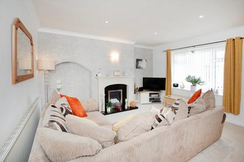 3 bedroom semi-detached house for sale, Brighouse, Brighouse HD6