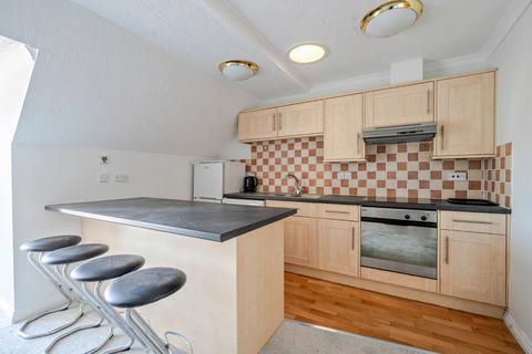 1 bedroom flat for sale, Greenfields Avenue, Alton, Hampshire, GU34
