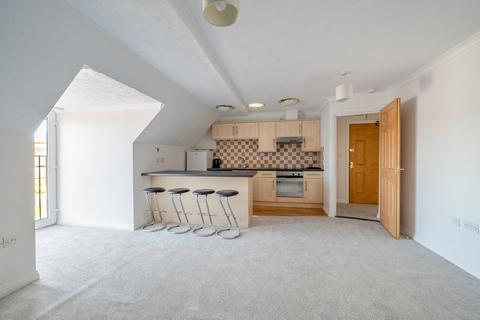 1 bedroom flat for sale, Greenfields Avenue, Alton, Hampshire, GU34