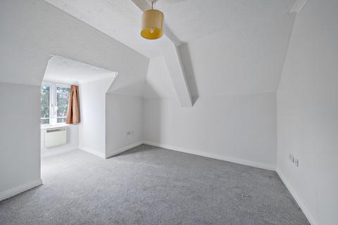 1 bedroom flat for sale, Greenfields Avenue, Alton, Hampshire, GU34