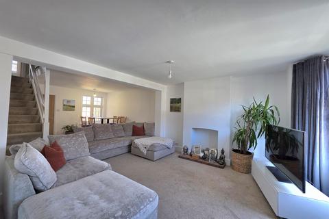 2 bedroom semi-detached house for sale, Grenville Road, Braintree, CM7