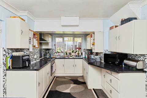 4 bedroom semi-detached house for sale, Taddington Road, Chaddesden, Derby