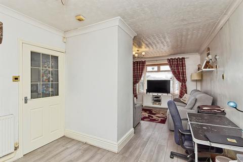 4 bedroom semi-detached house for sale, Taddington Road, Chaddesden, Derby