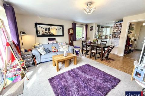 3 bedroom semi-detached house for sale, Martlet Way, Brockworth, Gloucester, GL3