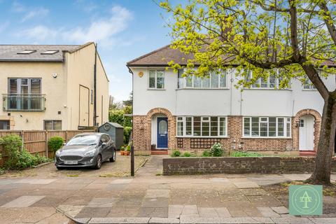 2 bedroom maisonette for sale, Firs Lane, N21
