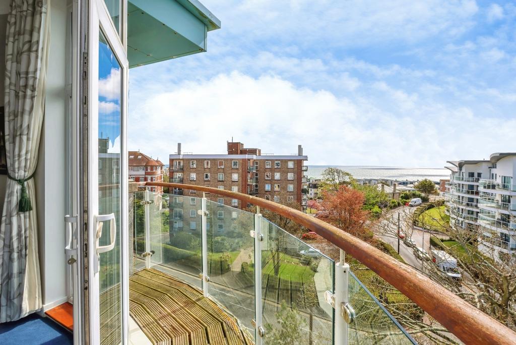 Breeze, 4 Owls Road, Bournemouth, Dorset, BH5 – pohled 3