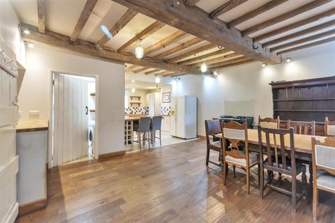 6 bedroom farm house for sale, Glascoed, Meifod, Powys, SY22 6HP