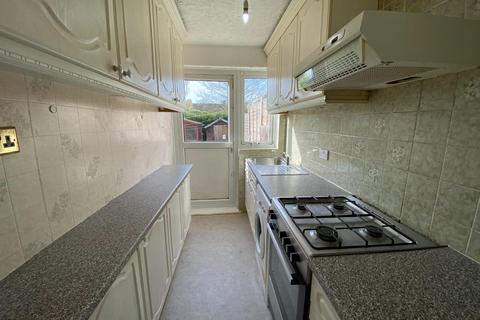 2 bedroom terraced house to rent, Rothwell Road., Dagenham