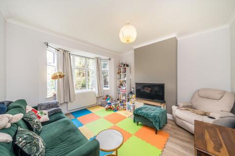 2 bedroom maisonette to rent, Kirkdale, Sydenham