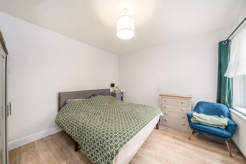 2 bedroom maisonette to rent, Kirkdale, Sydenham