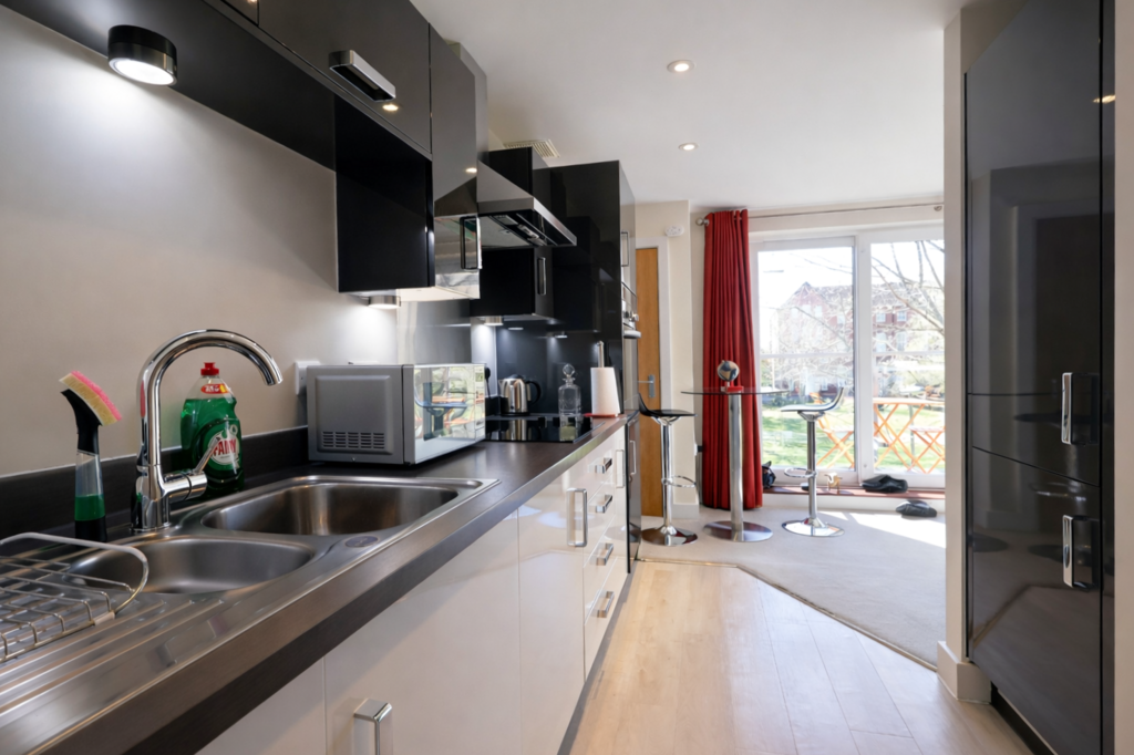 The Avenue, Southampton - View 4