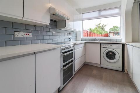 2 bedroom terraced house to rent, Aldermoor Lane, Coventry
