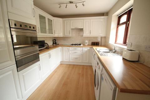 4 bedroom detached bungalow for sale, Pippins Close, Shotton, Deeside
