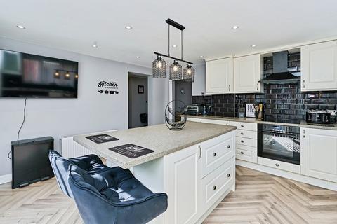 4 bedroom bungalow for sale, Adams Road, WALSALL, West Midlands, WS8