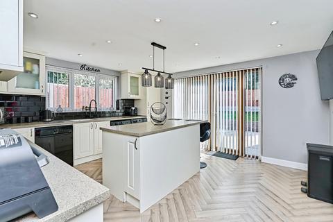 4 bedroom bungalow for sale, Adams Road, WALSALL, West Midlands, WS8