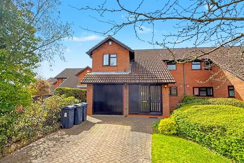 3 bedroom semi-detached house for sale, Long Wood, Birmingham B30