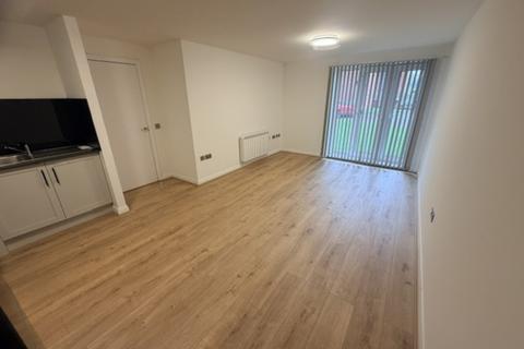 2 bedroom ground floor flat to rent, City Link, Hessel Street, Salford, Manchester