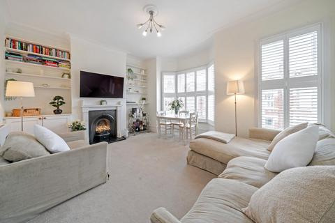 3 bedroom flat for sale, Marney Road, Battersea, London, SW11
