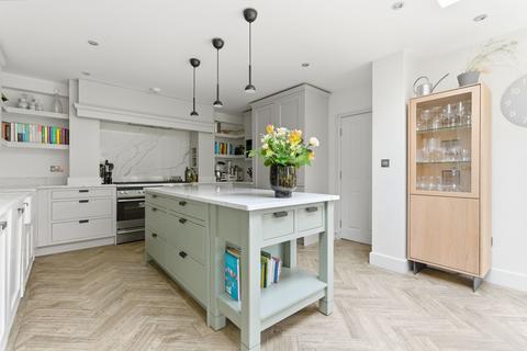 4 bedroom detached house for sale, Fox Cottage, Sunningdale