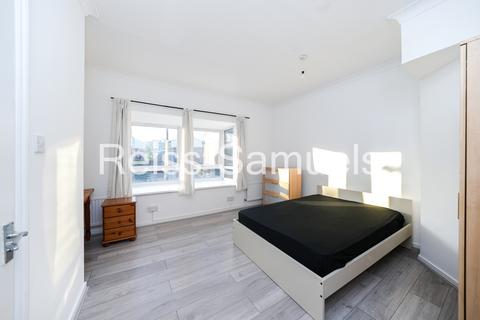 5 bedroom end of terrace house to rent, Barnfield Place, London E14