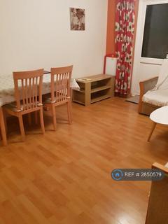 2 bedroom terraced house to rent, Avenue Road, Chadwell Heath, Romford, RM6