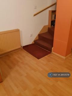 2 bedroom terraced house to rent, Avenue Road, Chadwell Heath, Romford, RM6