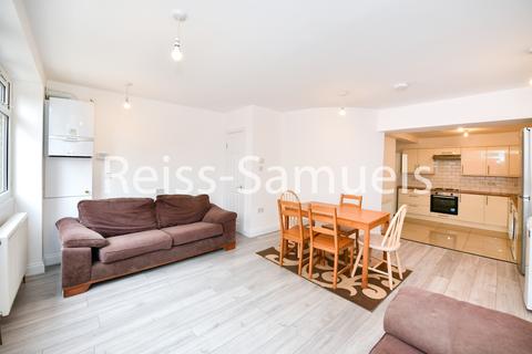 6 bedroom terraced house to rent, Ferry Street, London E14
