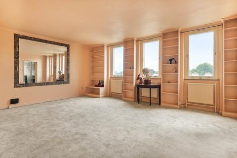 Studio for sale, Ebury Street, London, SW1W