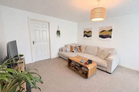 3 bedroom house to rent, Lakeside Boulevard, CANNOCK, WS11