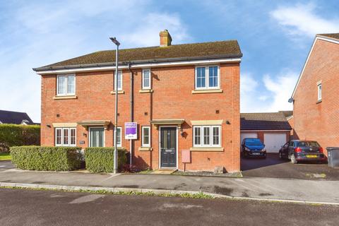 3 bedroom semi-detached house for sale, Skylark Road, Melksham, SN12