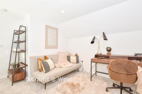 1 bedroom apartment for sale, Prospect House, Outwood Lane, Chipstead, Surrey