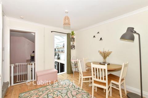 2 bedroom terraced house for sale, Alexandra Road, Uckfield TN22