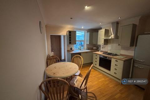 2 bedroom semi-detached house to rent, Burton Road, Lincoln, LN1