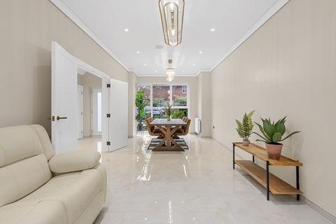 5 bedroom end of terrace house for sale, Priory Grove, Salford, M7